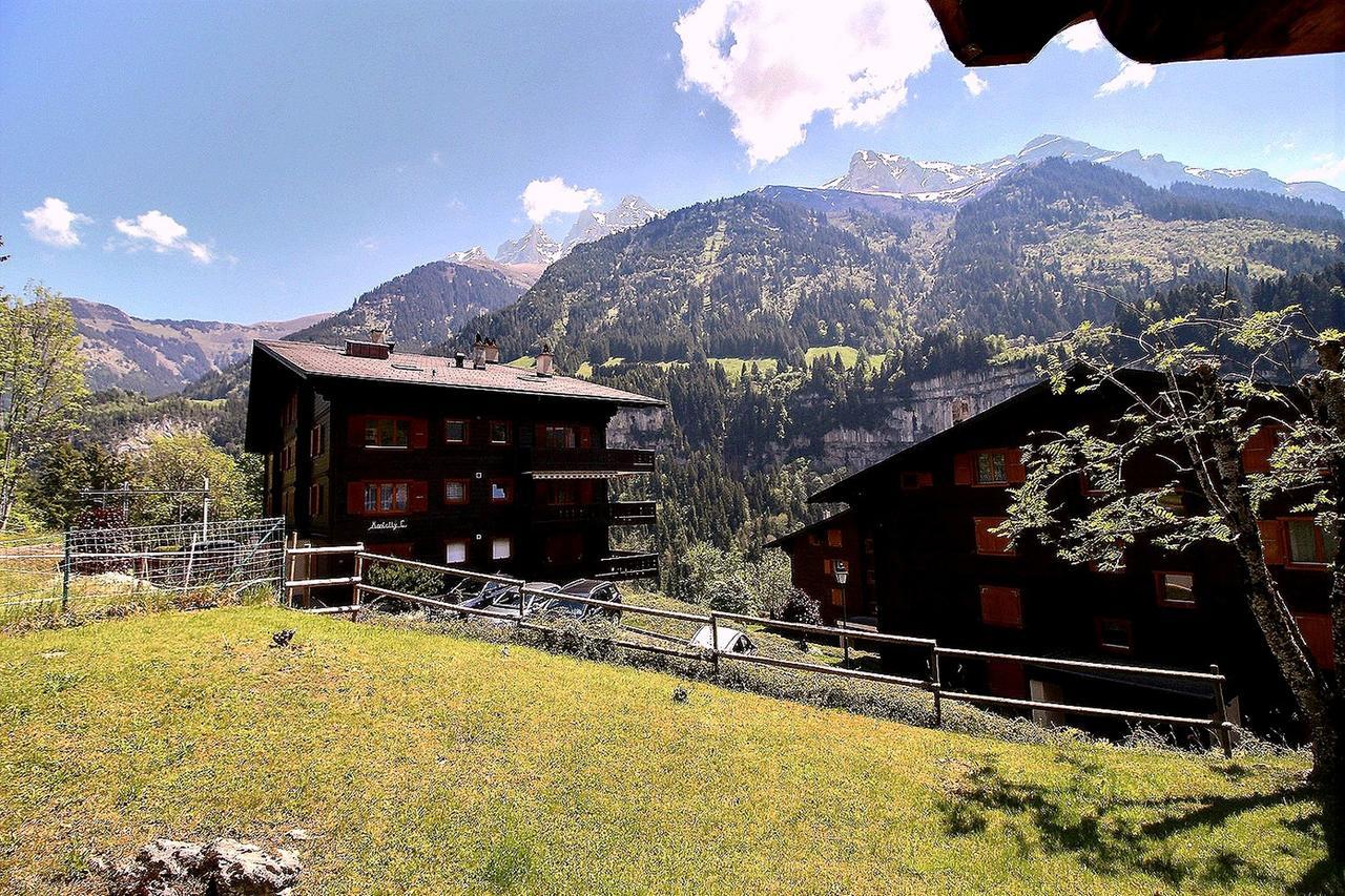 Celine 02 Hotel Champery Exterior photo